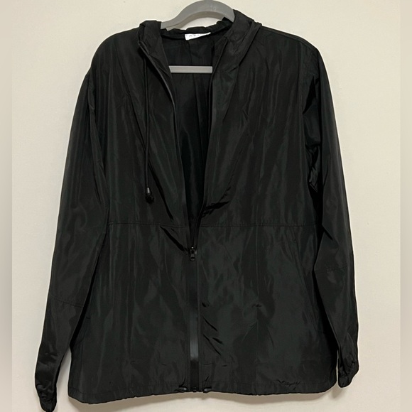 Women's Plus Size Rain Jacket Lightweight Windbreaker Hooded with Pockets - Picture 2 of 3